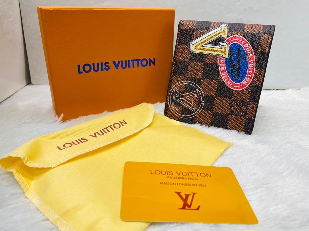 Branded Luxury Italian Leather Brown check V Print Coffee Colour Wallet 81109