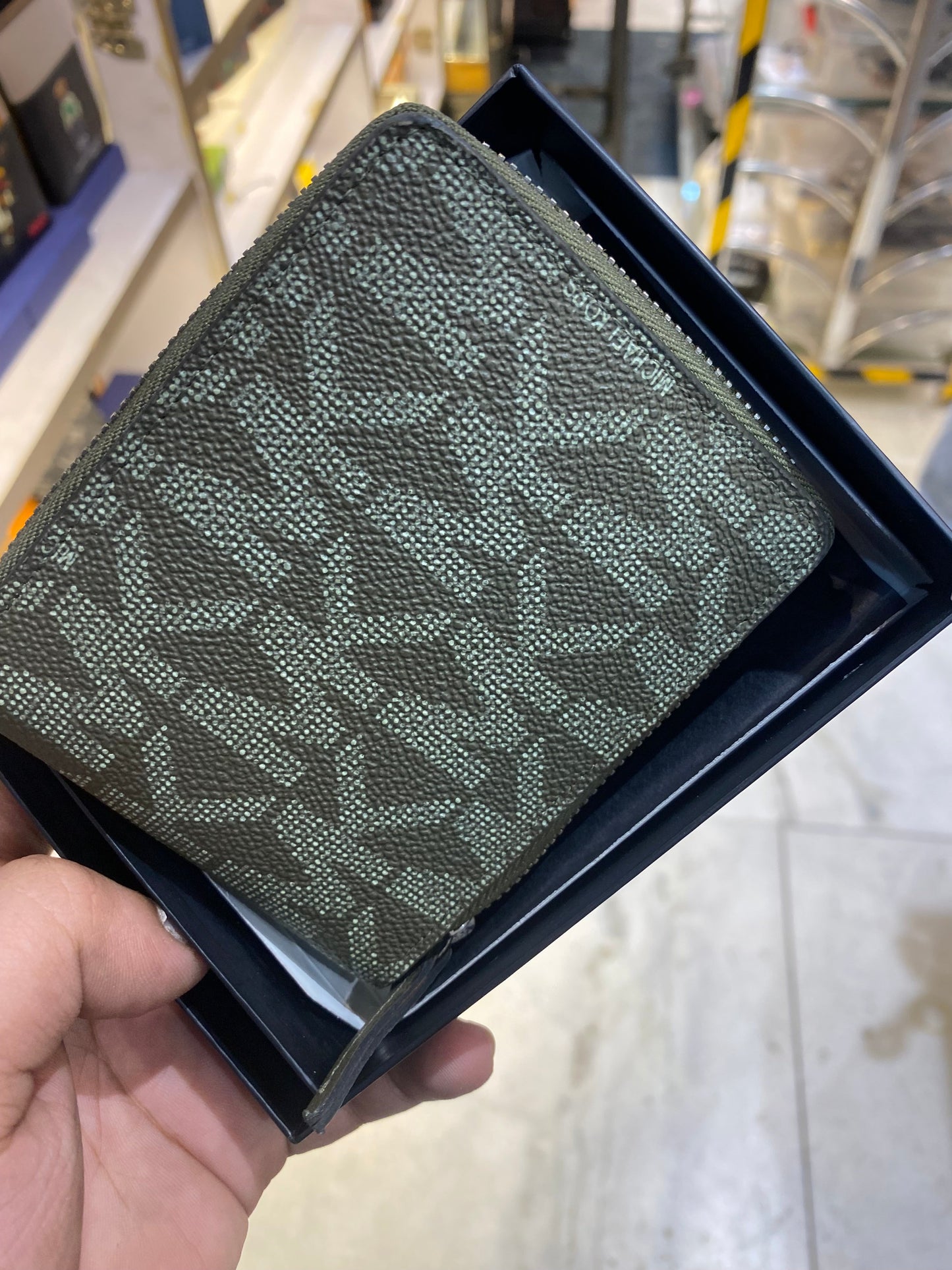 CIM KM Green Colour With KM Print Genuine Leather Men’s Zipper Wallet 064803