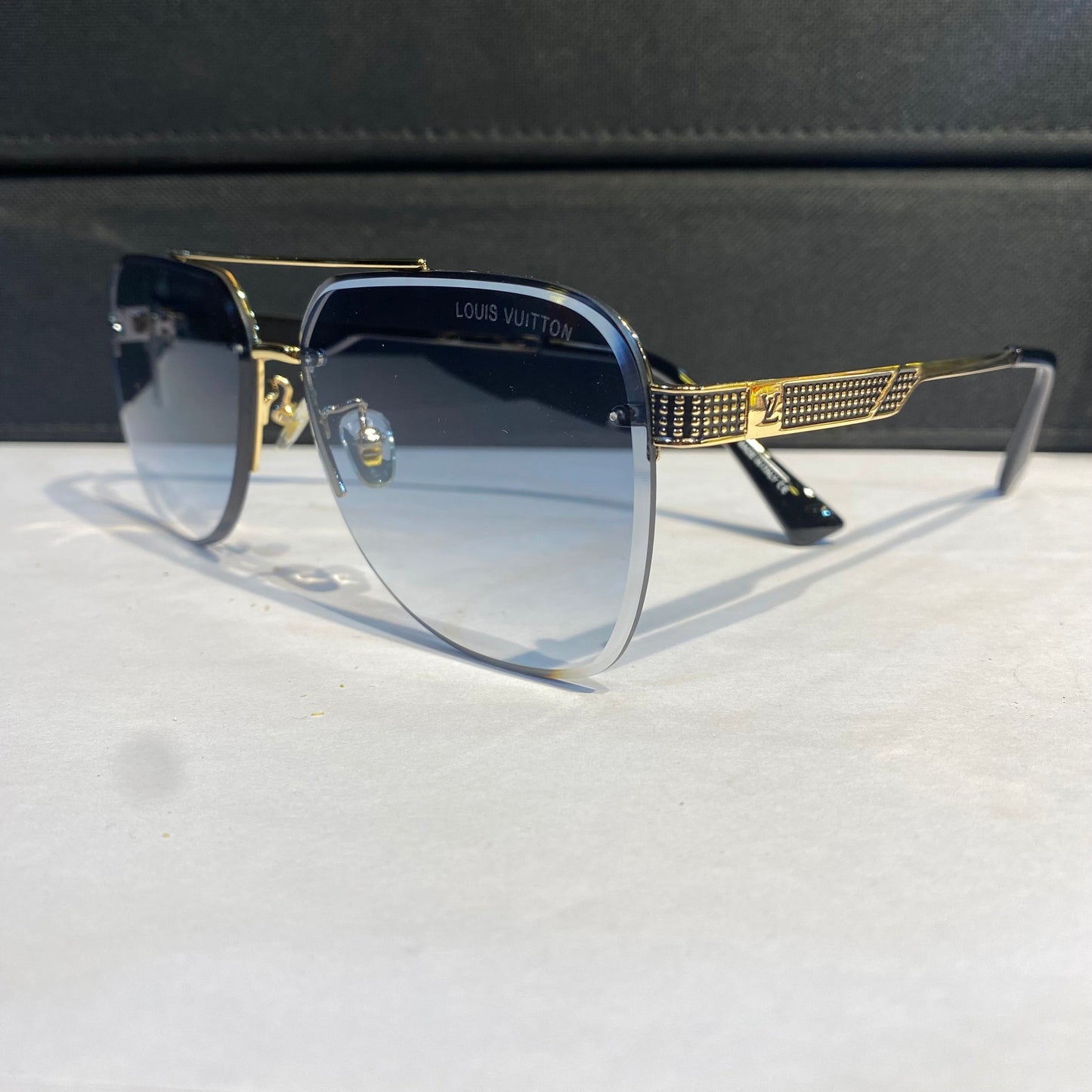 Uol Gold Frame Blue Shade Unisex Sunglass 23190 58 14 142