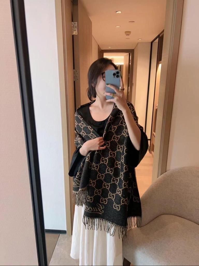 Cug Black Colour Unisex Stole 981053