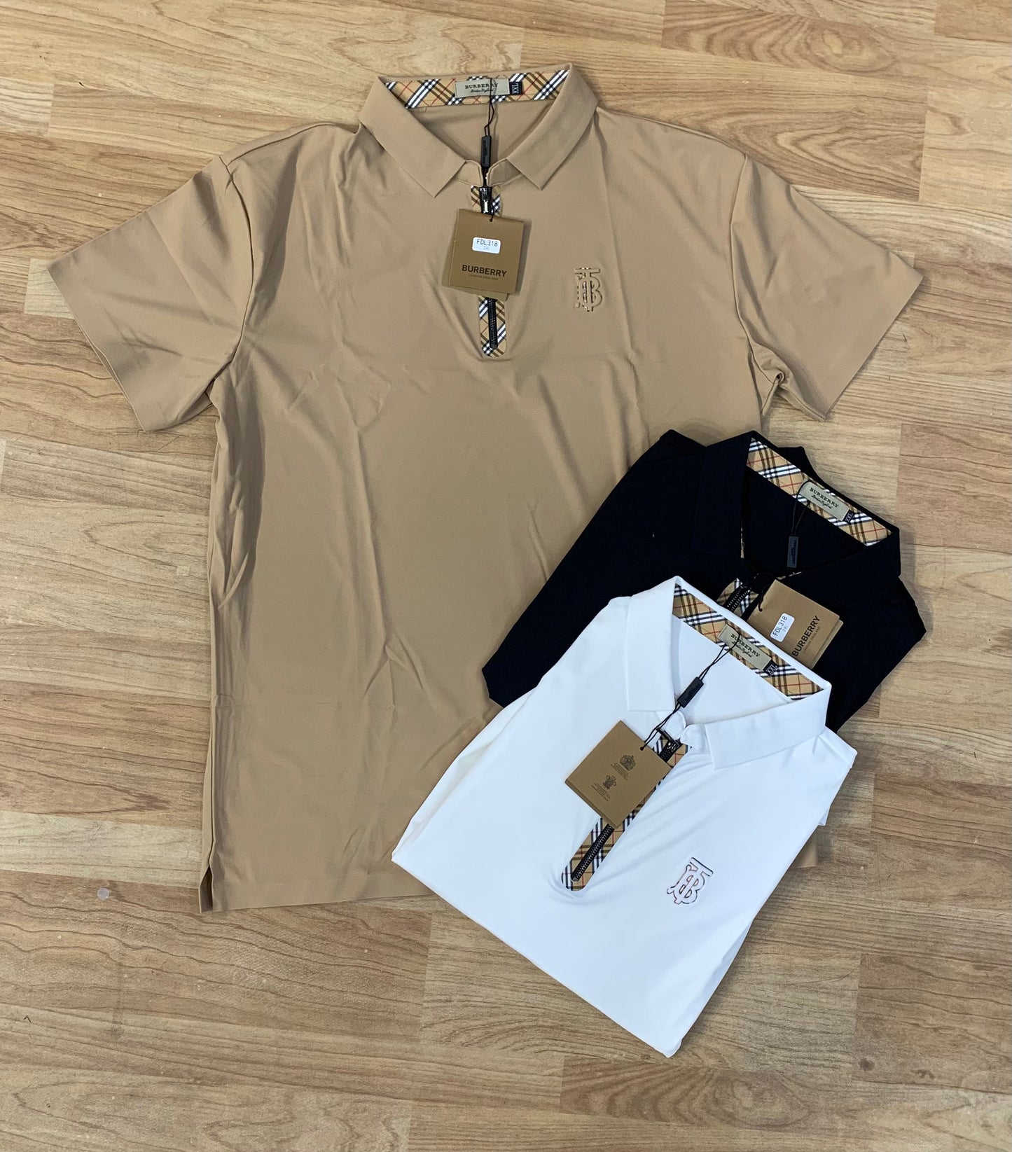 RUB White Colour With Front Premium Quality Half Sleeve Tshirt FDL318