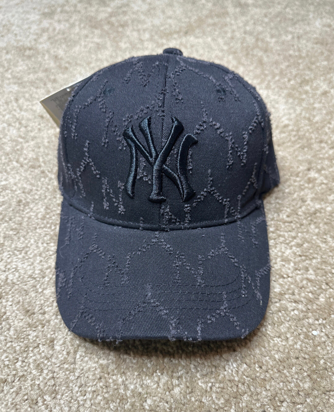 YN Black Cap Black Embroidery 987342