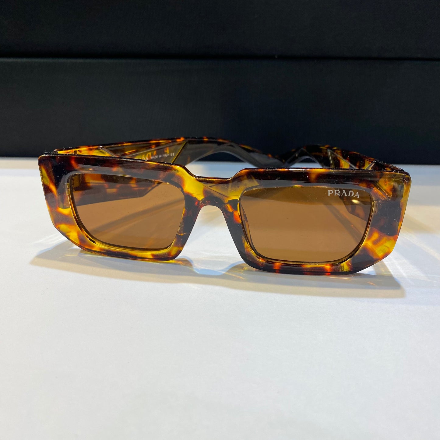 Arp Leopard Frame Brown Shade Unisex Sunglass 98045 52 17 142