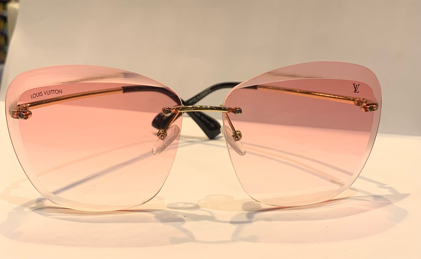 UOL VL Gold Frame Pink Shade Unisex Sunglass 6856 65 14 135