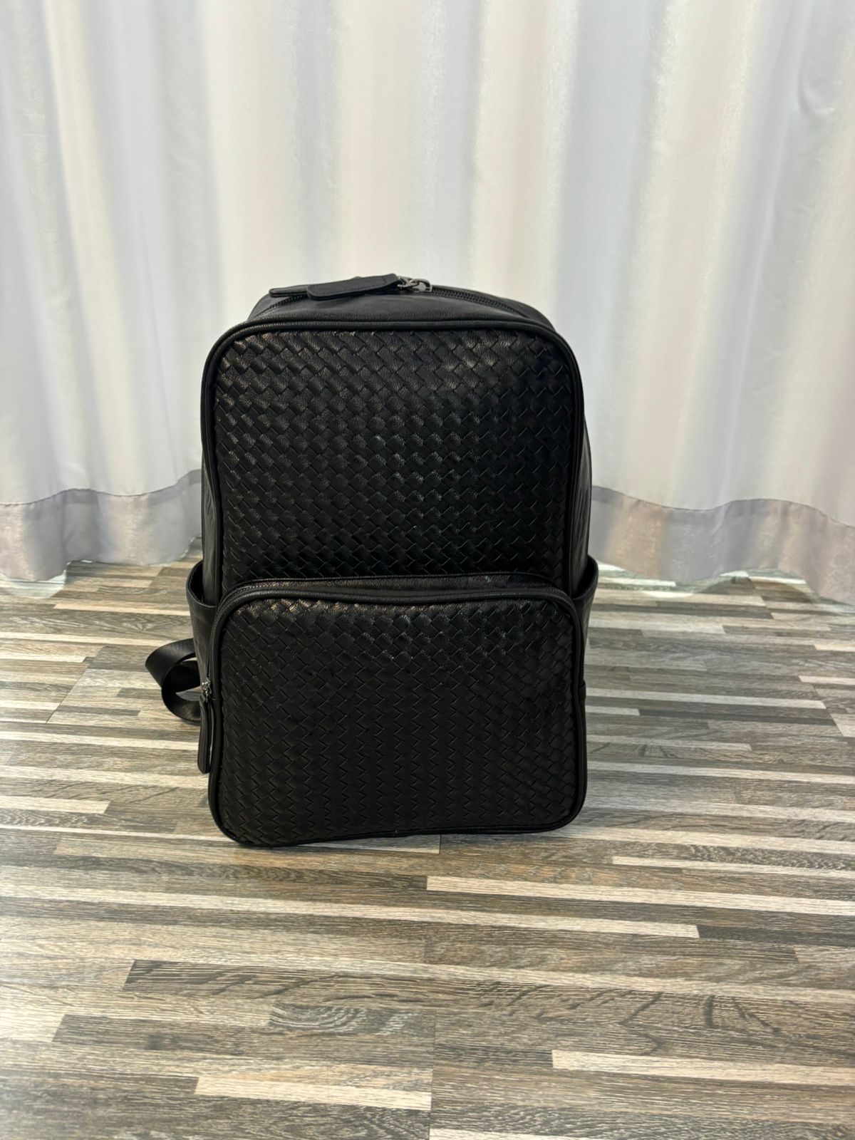 BV TOB Black Colour Leather Unisex Imported Backpack 987808