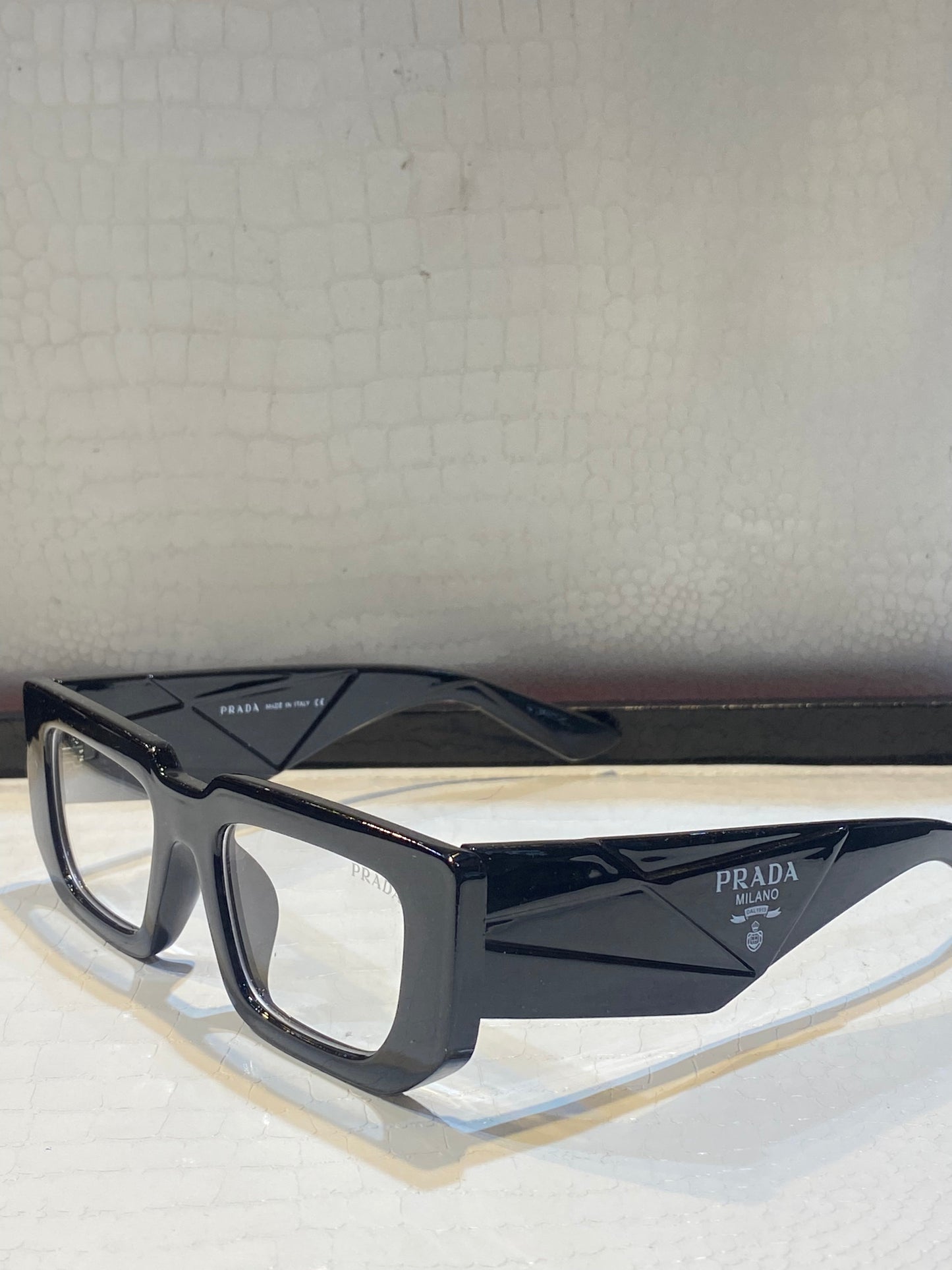 ARP Black Frame Transparent Shade Unisex Sunglass 98045 52 17 142