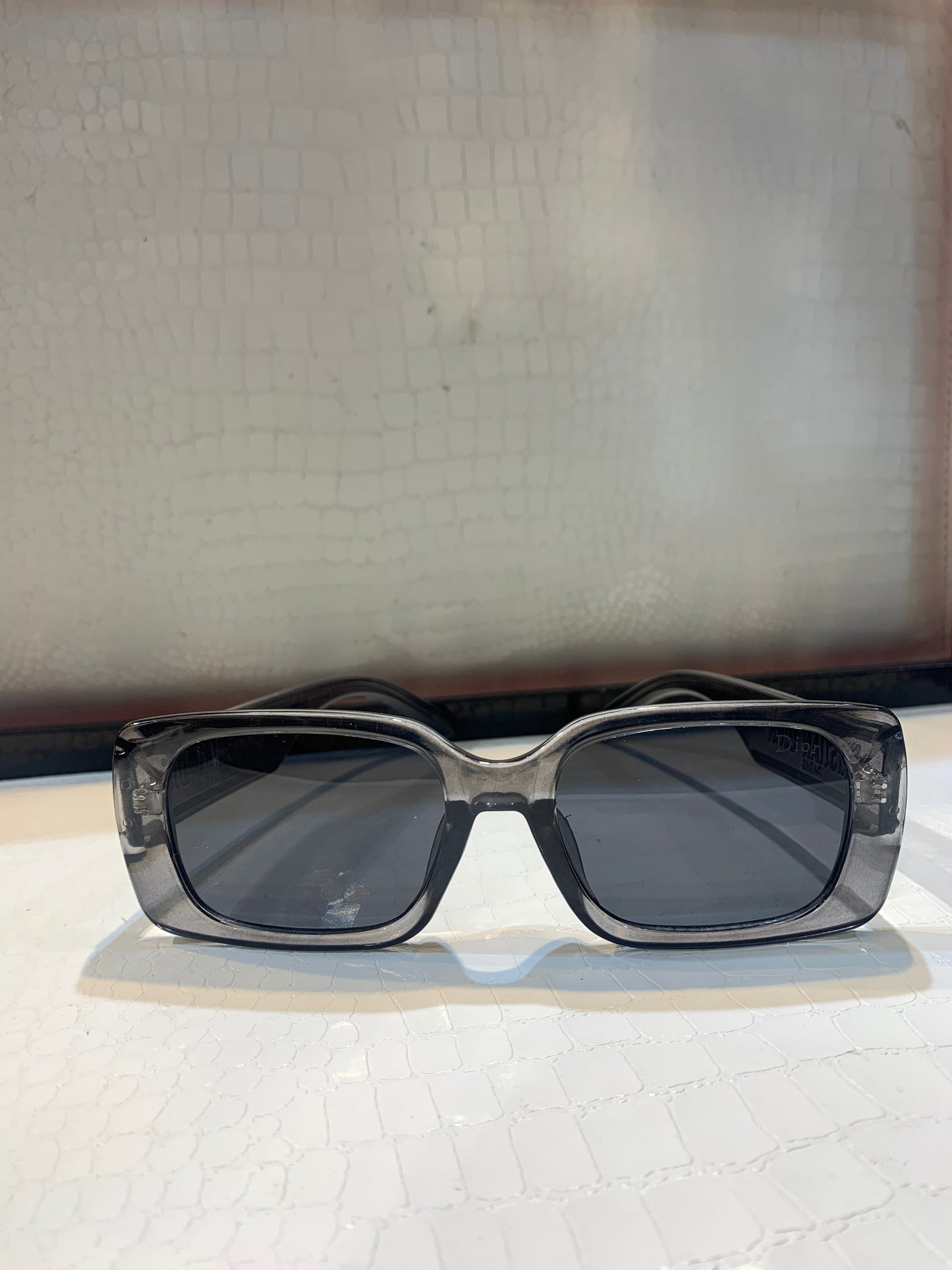 OID Grey Transperent Frame Black Shade Sunglass S2U 53 18-145