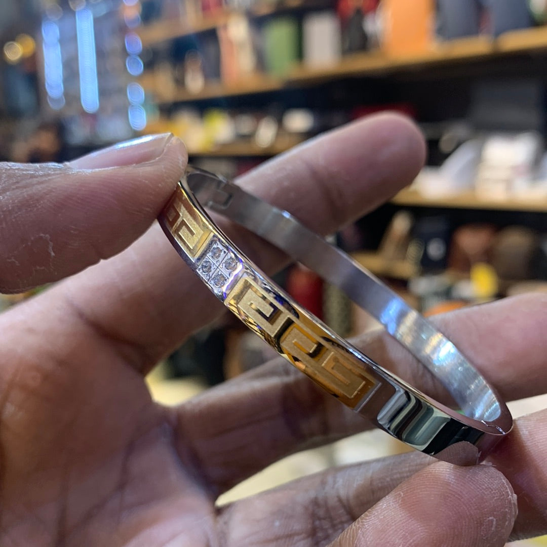 Sliver Gold Color Premium Quality Kada Bracelet 502411