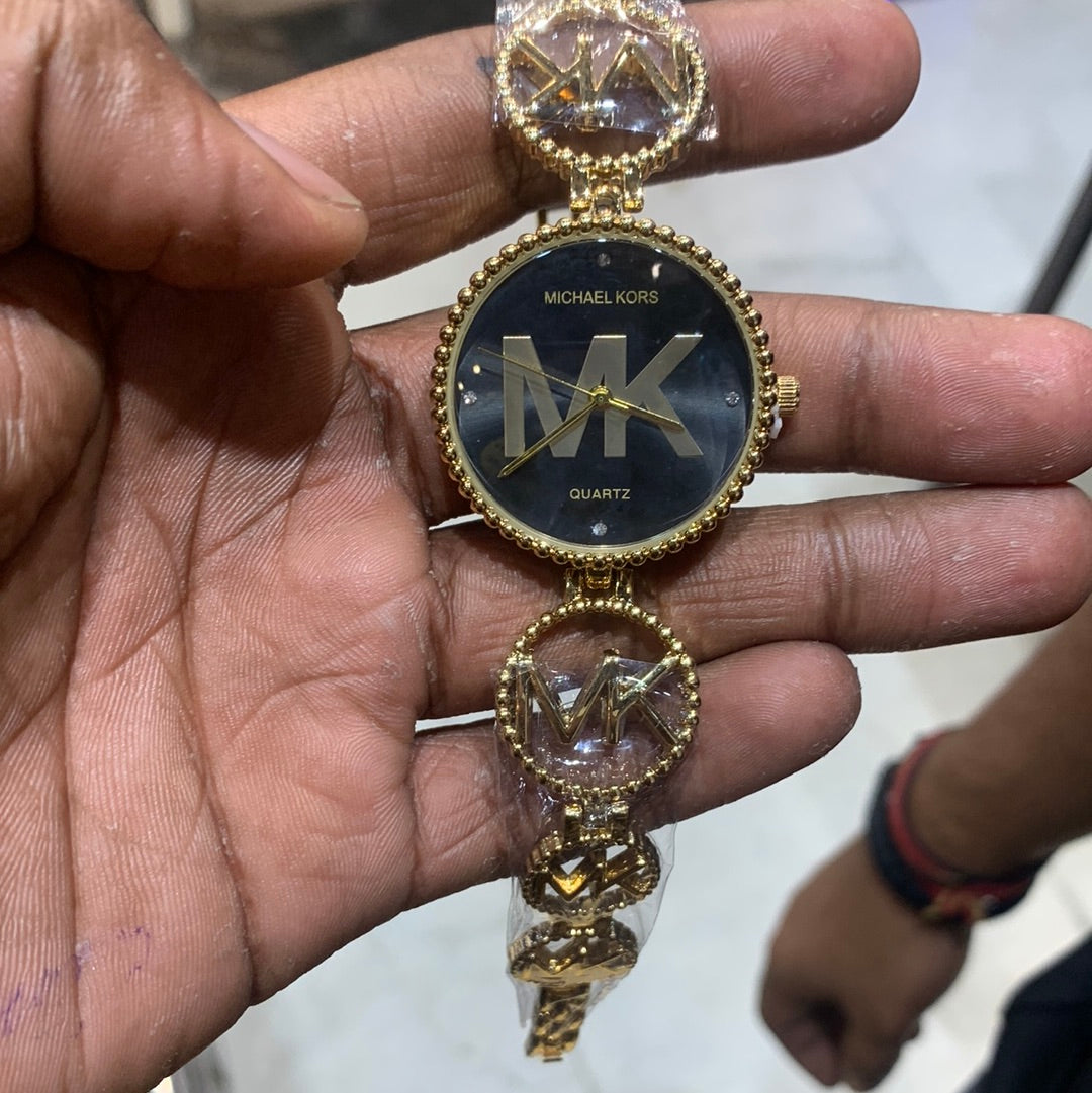 KM Gold Chain Black Dial Big Logo Ladies Watch 493123