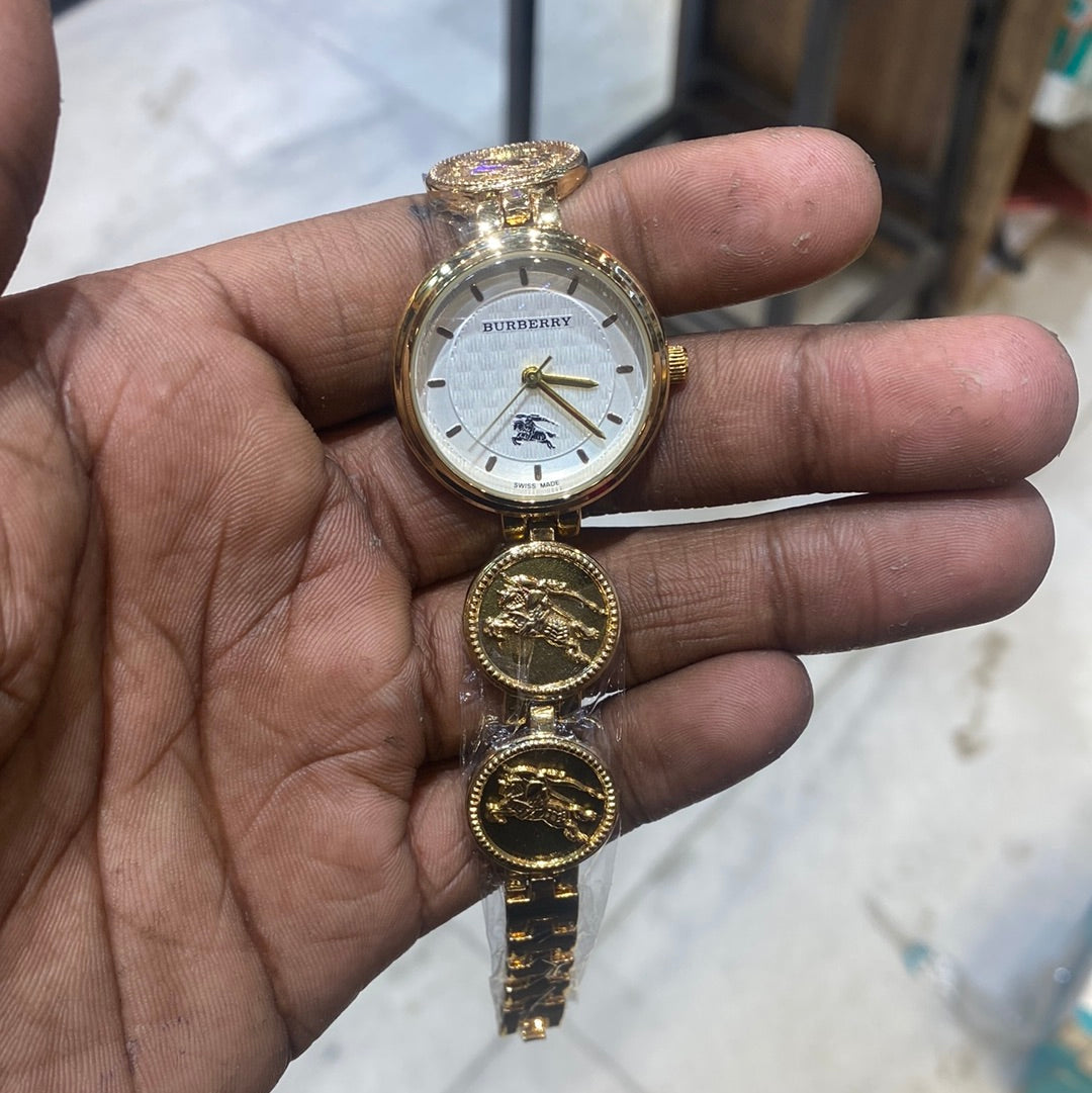 Rub Gold Chain White Dial Ladies Watch 493126