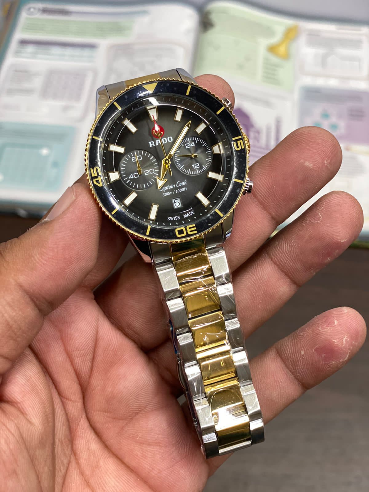 Dar Silver Gold Chain Black Dial Men Watch 901286