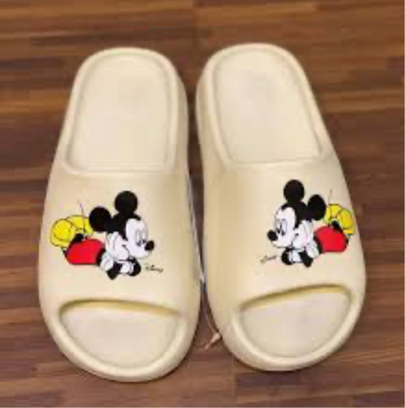 Sid Dis Yellow Colour Slipper 935415