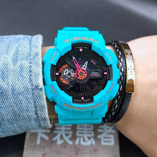Gsh Hsg Blue Colour Black Dial Water Resistant Sports Watch 500120
