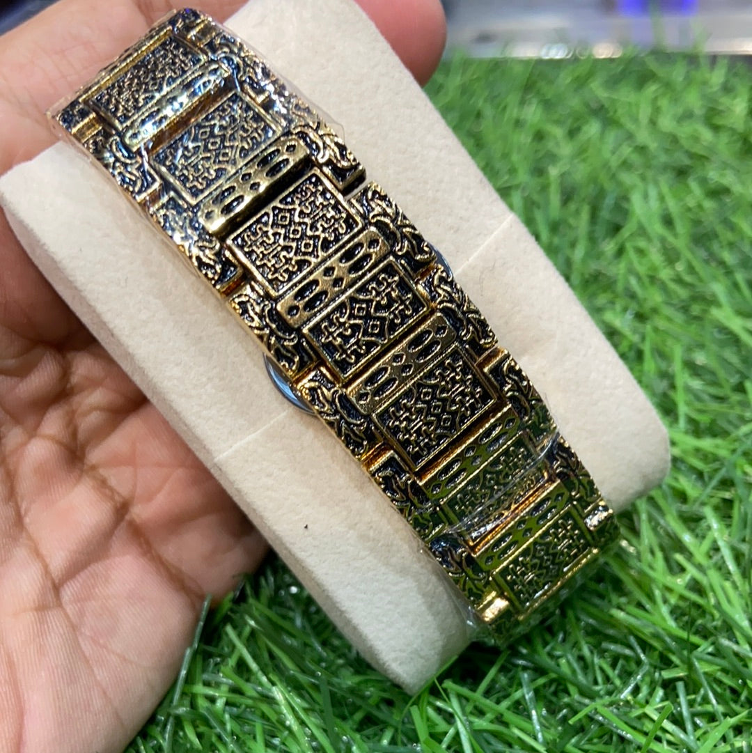 Gold Antique Chain Date Time Watch For Men