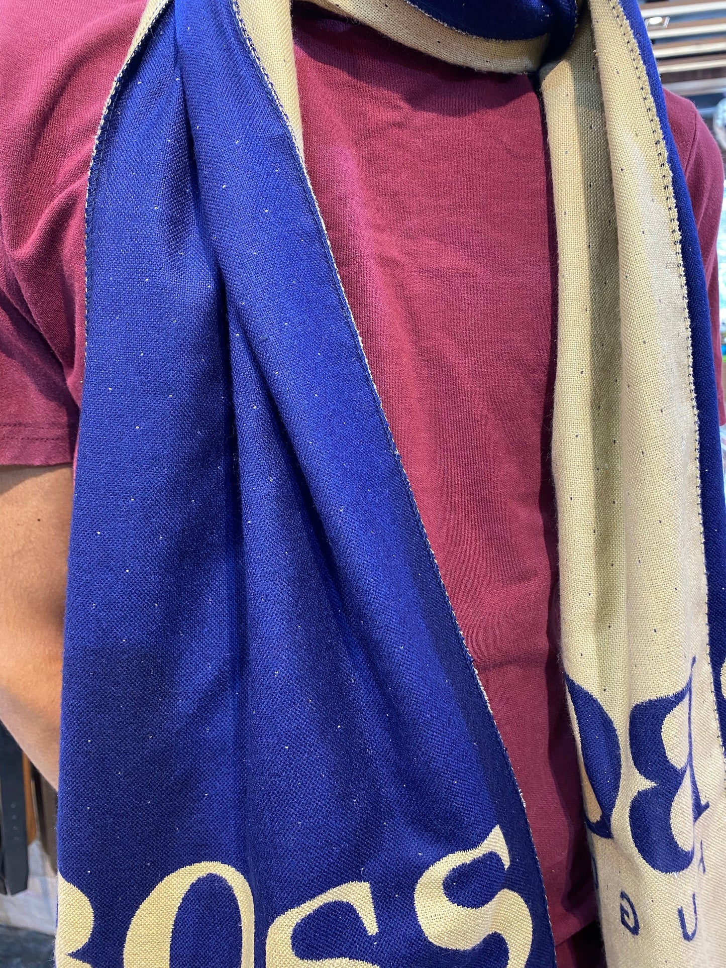 Blue muffler