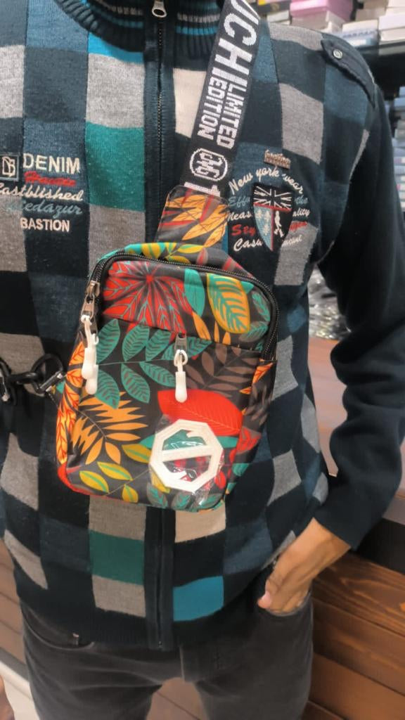 Multiple Red Green Colour Casual Chest Bag For Unisex Chest Shoulder Bags Fashion Classic Leaf Pattern Crossbody Bag 19751