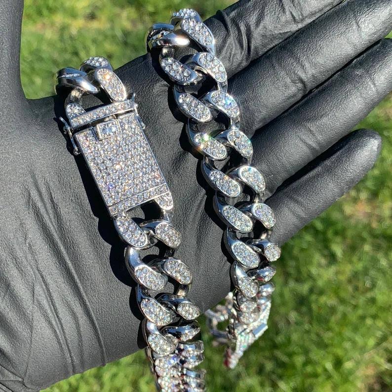 Sliver Cuban Diamond Studded Men Chain 502339