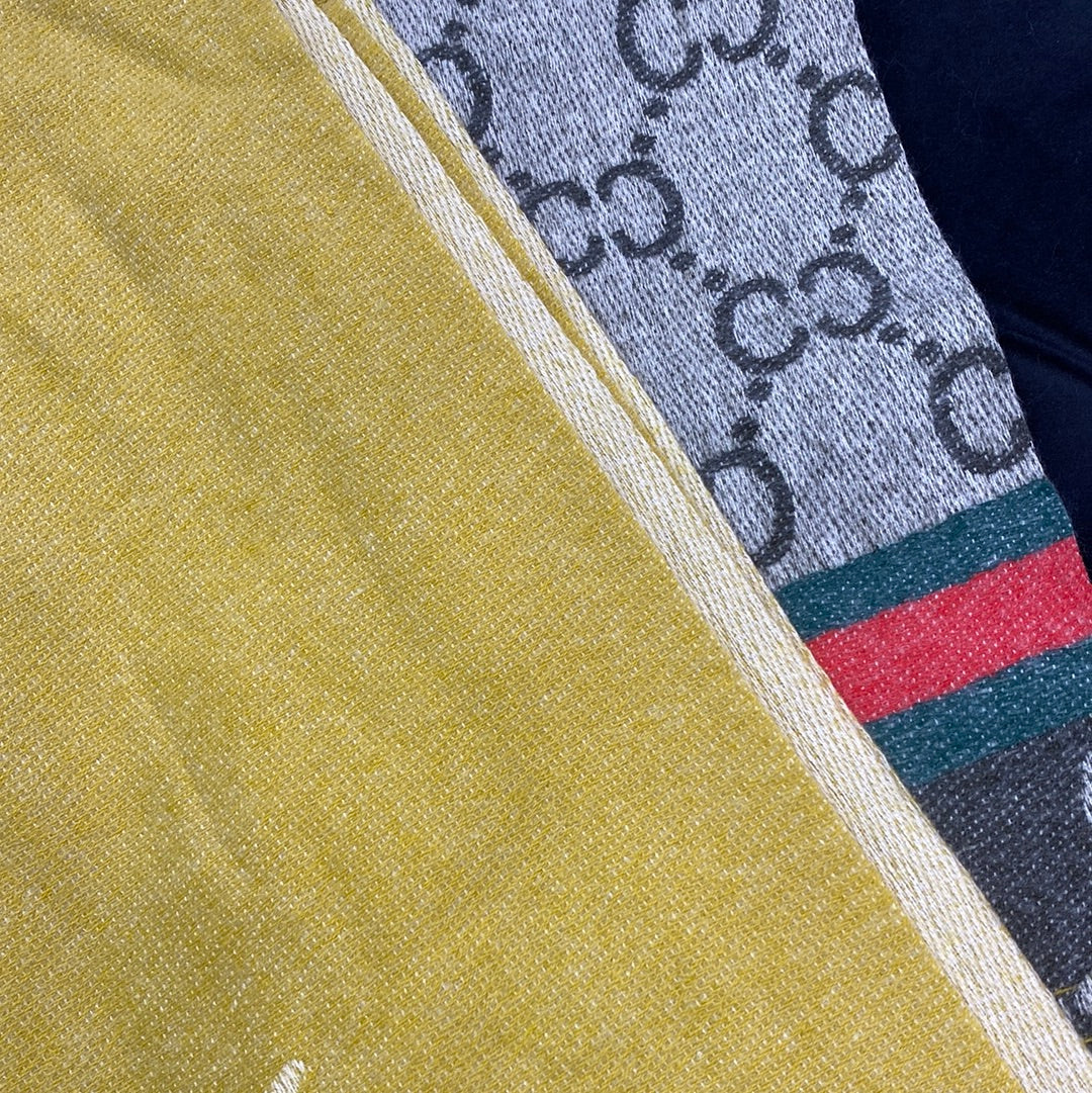 CUG Yellow Black Colour CUG Bee Print Heavy Quality Cashmere Muffler 9371