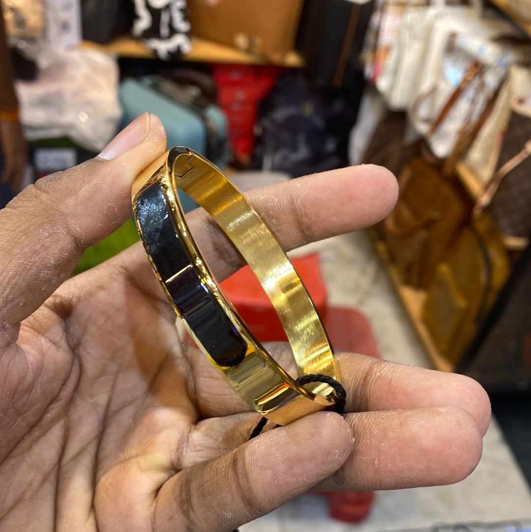 Black Gold Color Premium Quality Kada Bracelet 502430