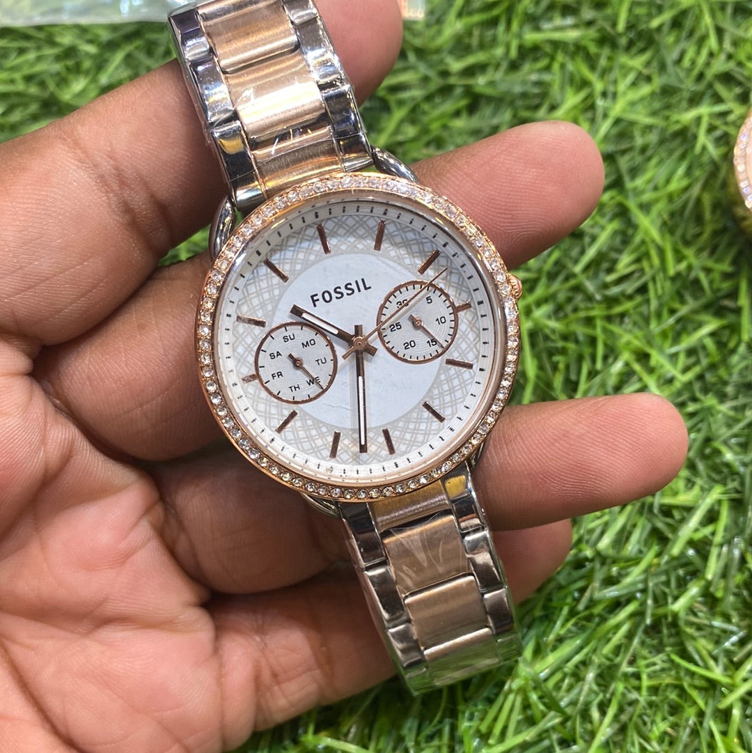 Sof Copper Silver Chain White Dial Ladies Watch