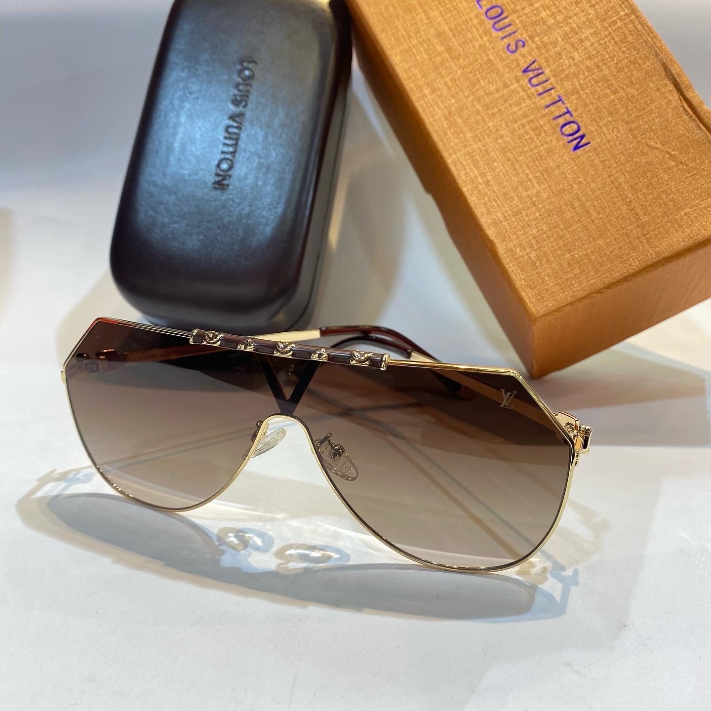 UOL Gold Frame Brown Shade Unisex Branded Sunglasses 2A371 56 15-127