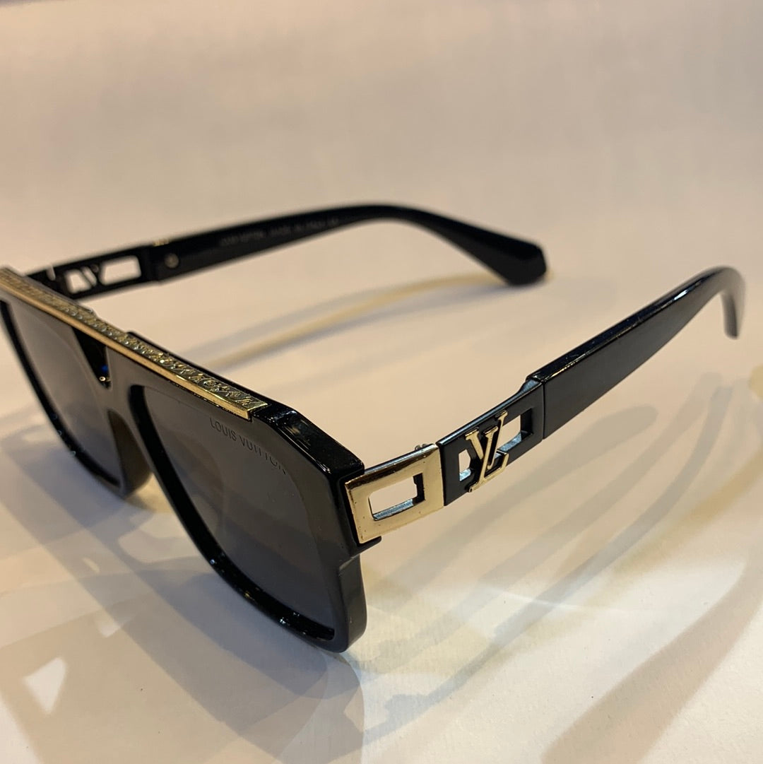 Uol black Frame black shade sunglass 8334 51 18-139