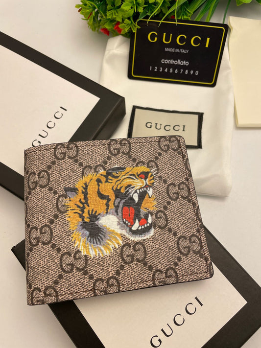 GUC CUG Branded Luxury Italian Leather Apricot Colour Tiger Print Wallet 6089526