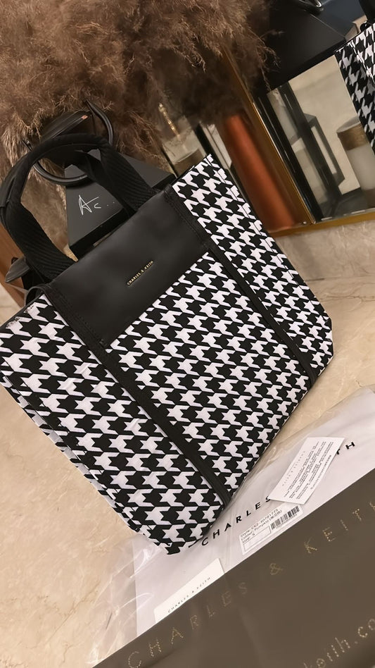 AHC Iek Black White Colour Ladies Tote Bag 964540
