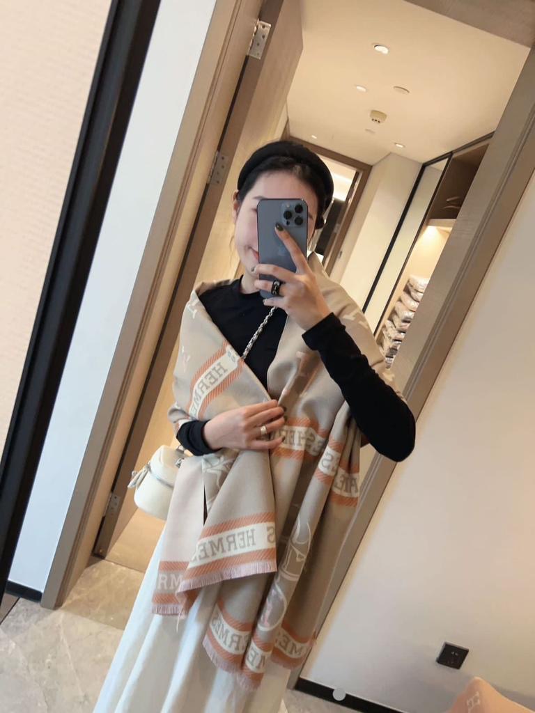 Reh Cream Orange Unisex Stole 981030