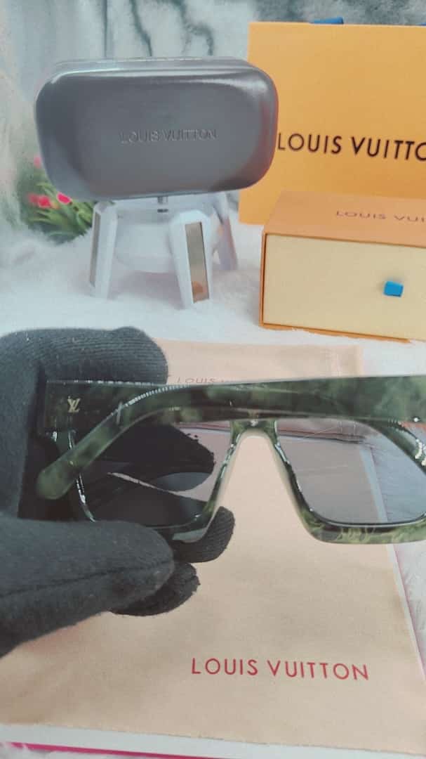 Uol Green Frame Black Shade Unisex sunglasses Z1502w 60 16 141