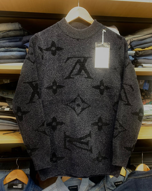 UOL VL Black Colour With Monogram Premium Quality Sweater 9161
