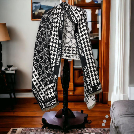 Oid Black White Colour Unisex Stole 981035