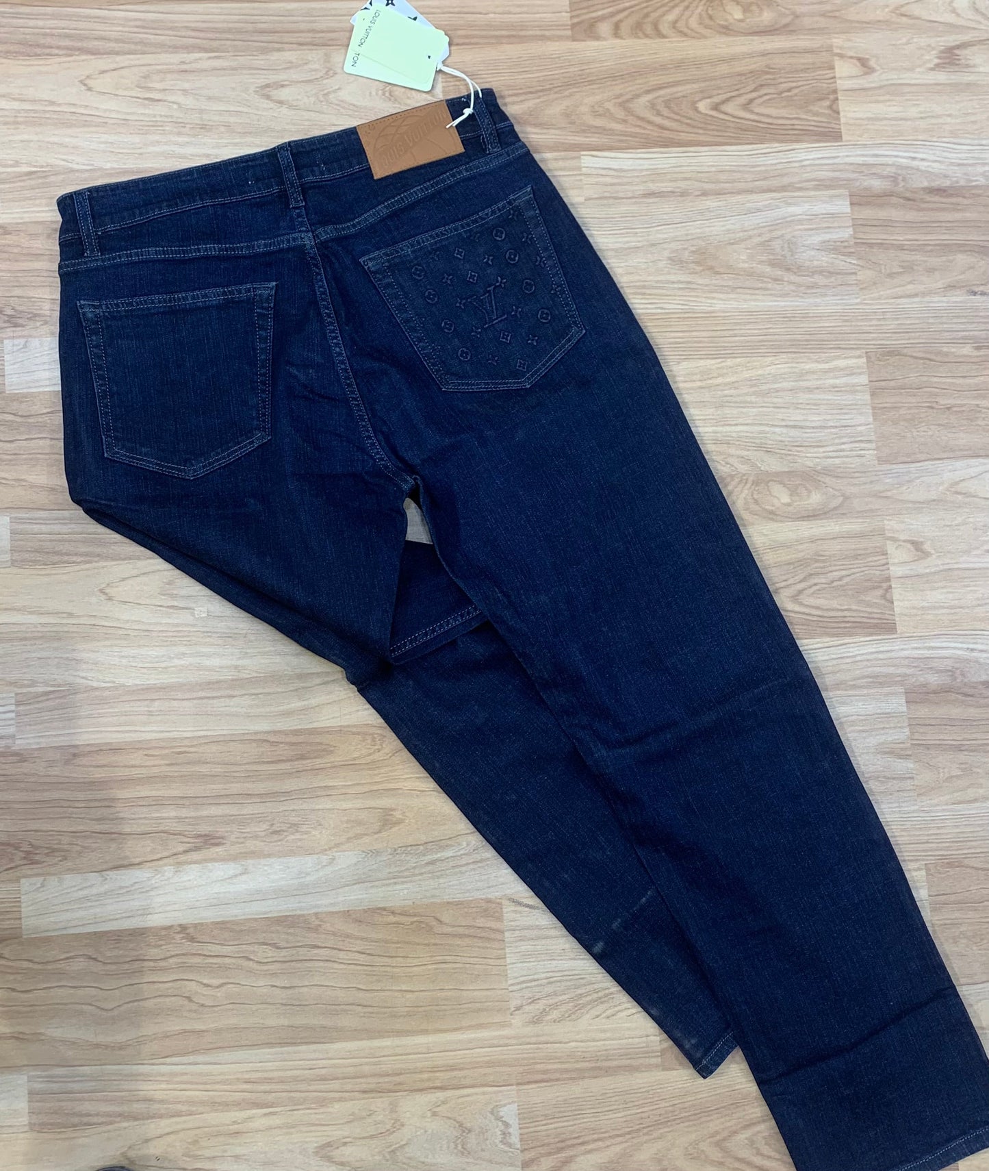 VL UOL Navy Blue Colour With Back Pocket Star Print Straight Fit Jeans 71421