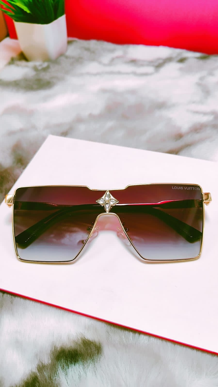 Uol Gold Frame Brown Shade Unisex Sunglasses 2A621 56 15-139