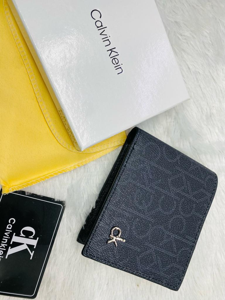 CAL LAC Branded Luxury Italian Leather Black Grey Colour kC Print Wallet 86412
