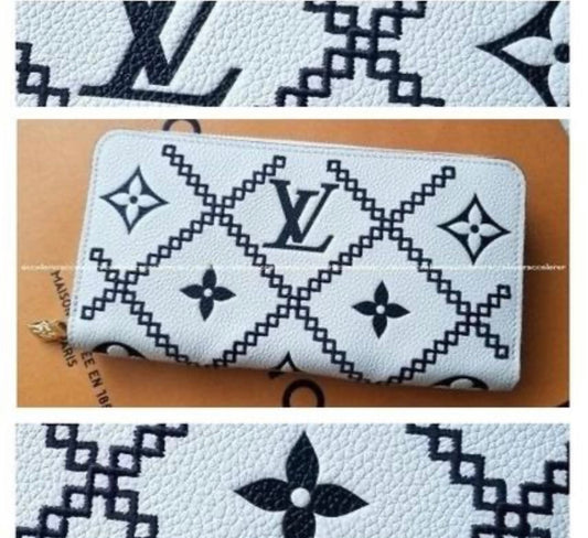UOL Monogram old Flower White Black Ladies Clutch Zipper Wallet 60017141