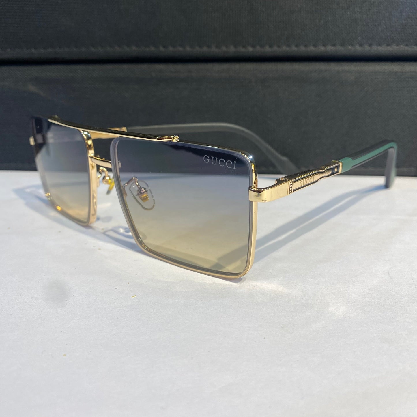 Cug Gold Frame Brown Shade Unisex Sunglass 23224 59 15 142