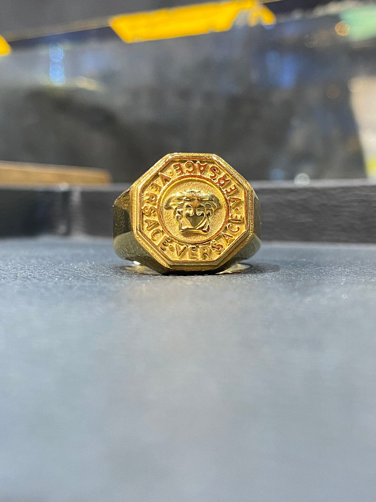 Gold Ring  987301