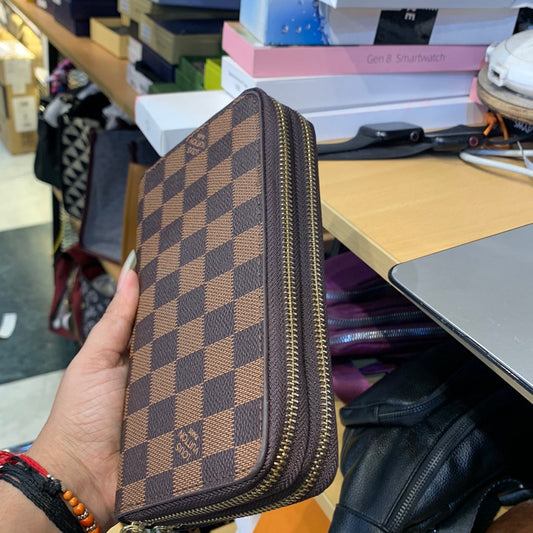 UOL Check Brown Yellow Golden Ladies Clutch Zipper Wallet 600175