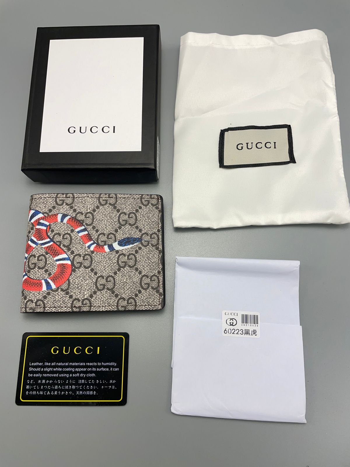 GUC CUG  Branded Luxury Italian Leather Apricot Colour Snack Print Wallet 6089530