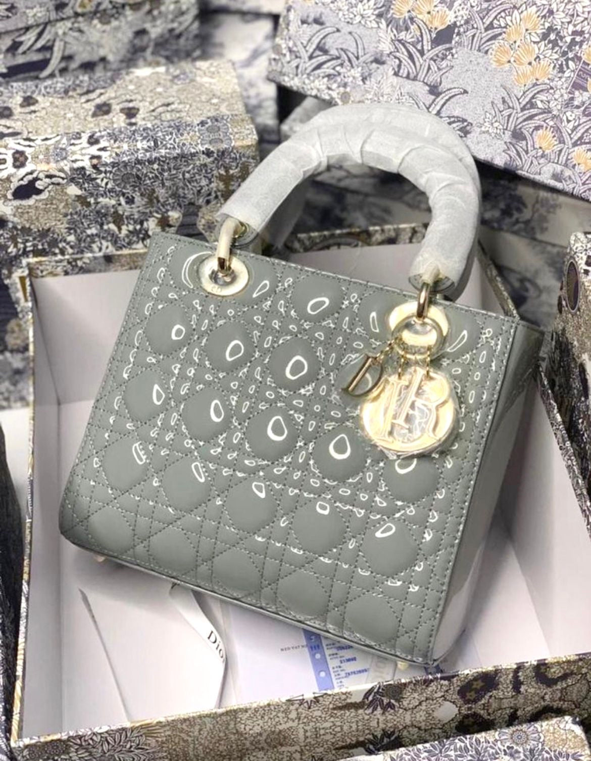 OID Multi Colour Glossy Mini Tote Bag Style Ladies Sling Bag 964542