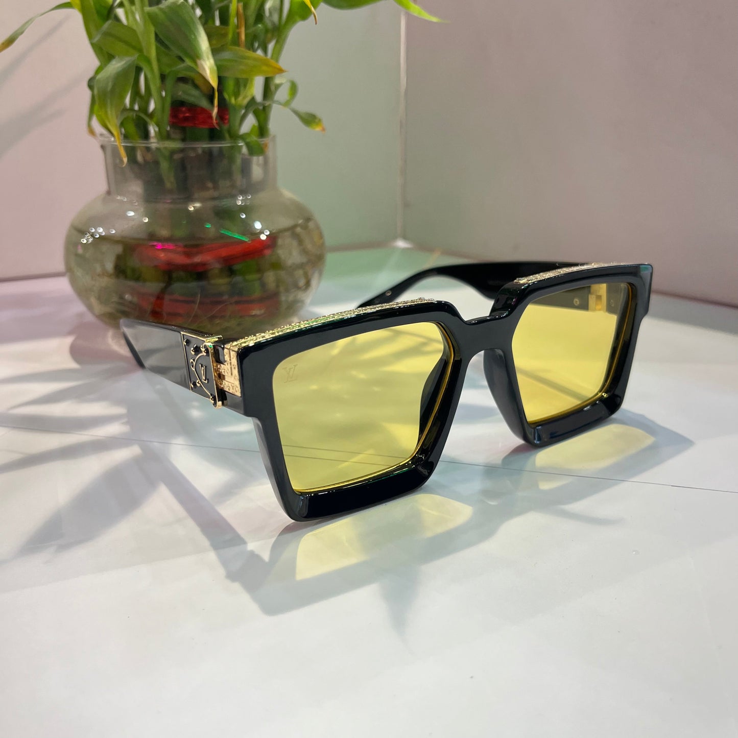 Uol Gold Black Frame Yellow Shade Heavy Quality Sunglass M96008WNC5819