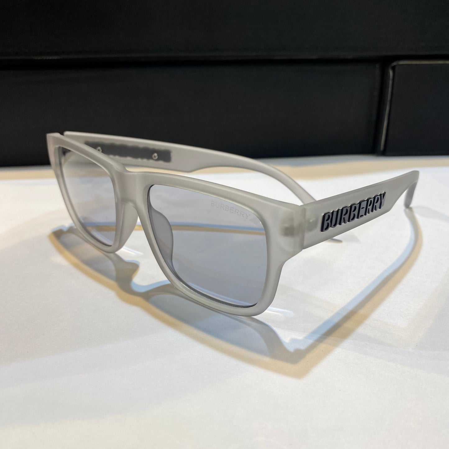 Rub Transi Smoke Frame Grey Black Shade Unisex Sunglass BE4358 54 20 142