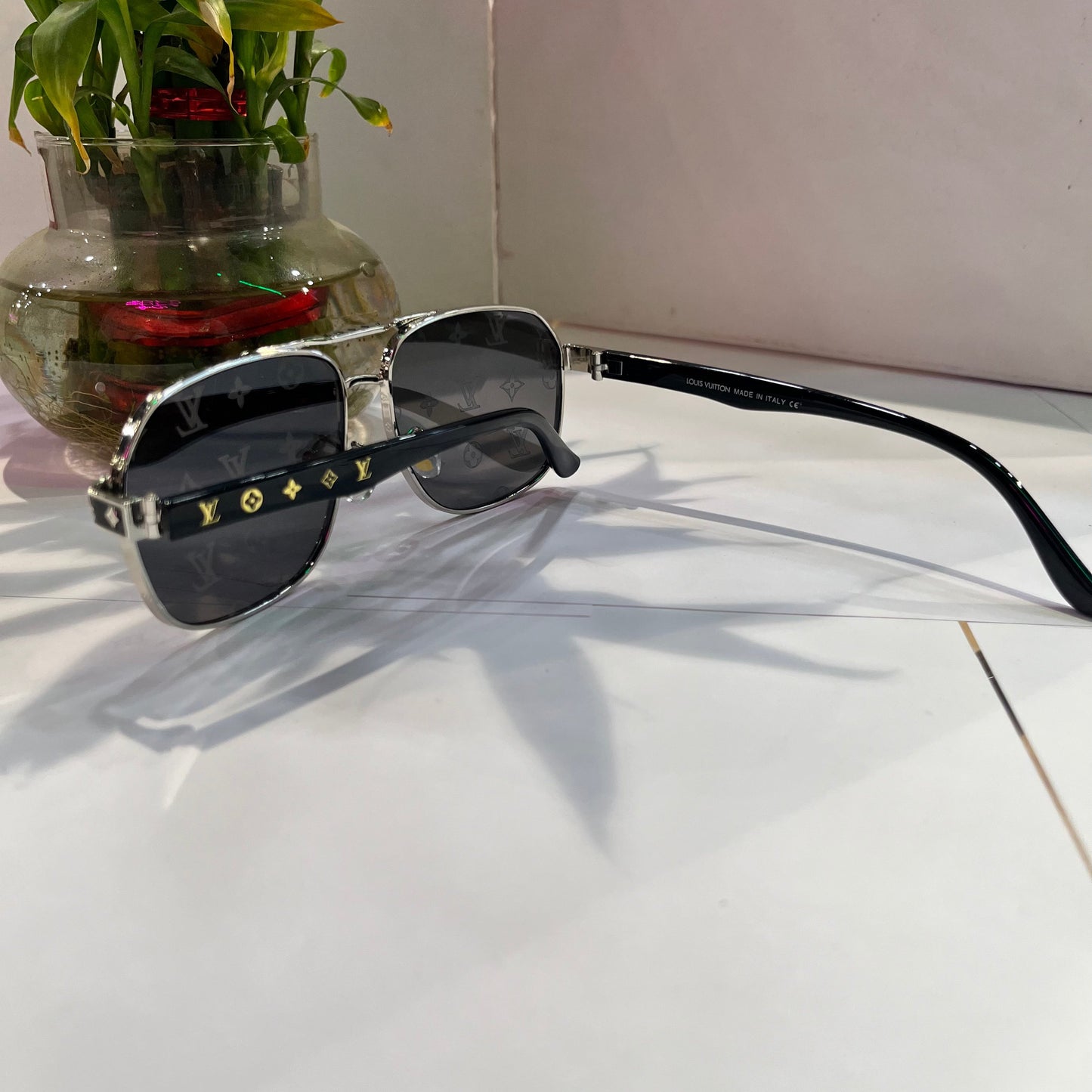 Uol Silver Frame Silver Vl Printed Glass Black Shade Heavy Quality Sunglass Z20274021146C6