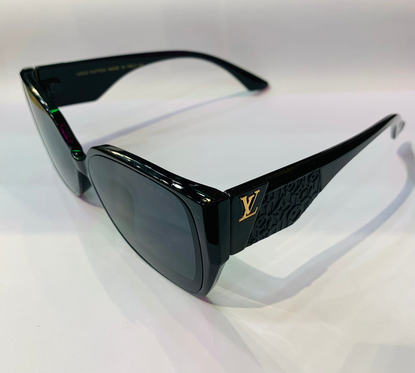 UOL VL Glossy Black Frame Black Shade Sunglass PC5518 58 15 140 C1