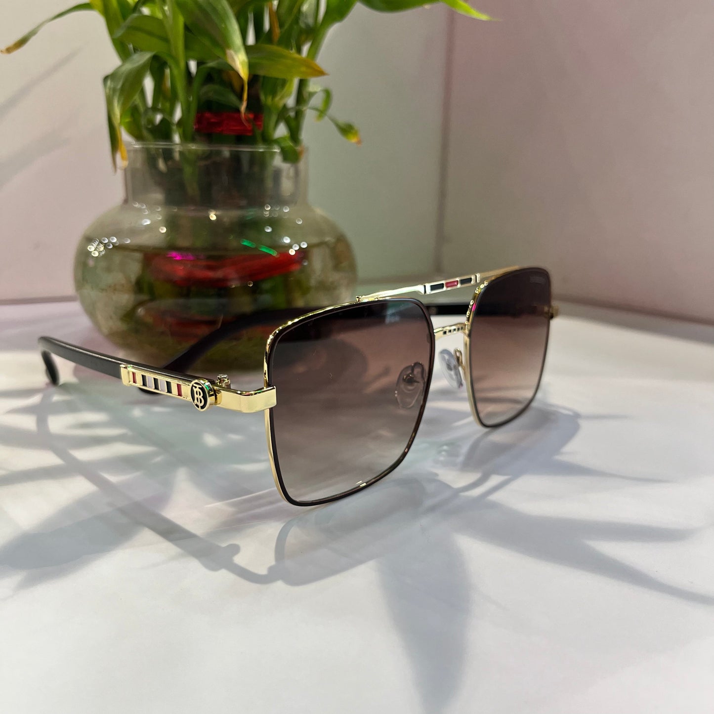 Rub Gold Frame Brown Shade Heavy Quality Sunglass 51645617132 ￼