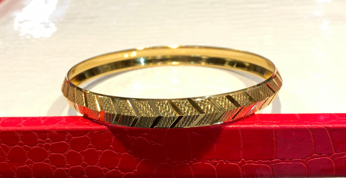 Designer Gold Premium Quality Unisex kada 820007