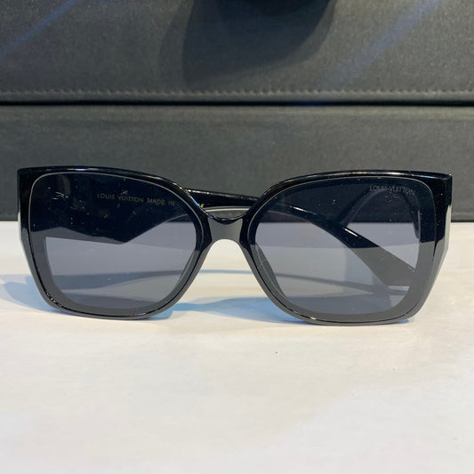 Uol Black Frame Black Shade Unisex Sunglass PC5518 58 15 140 C1