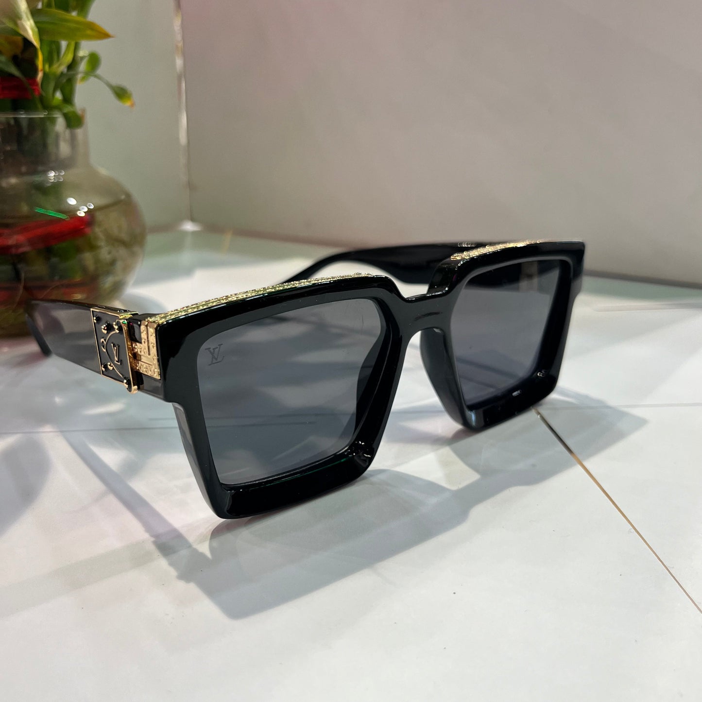 Uol Gold Black Frame Black Shade Heavy Quality Sunglass M96008WNC5819