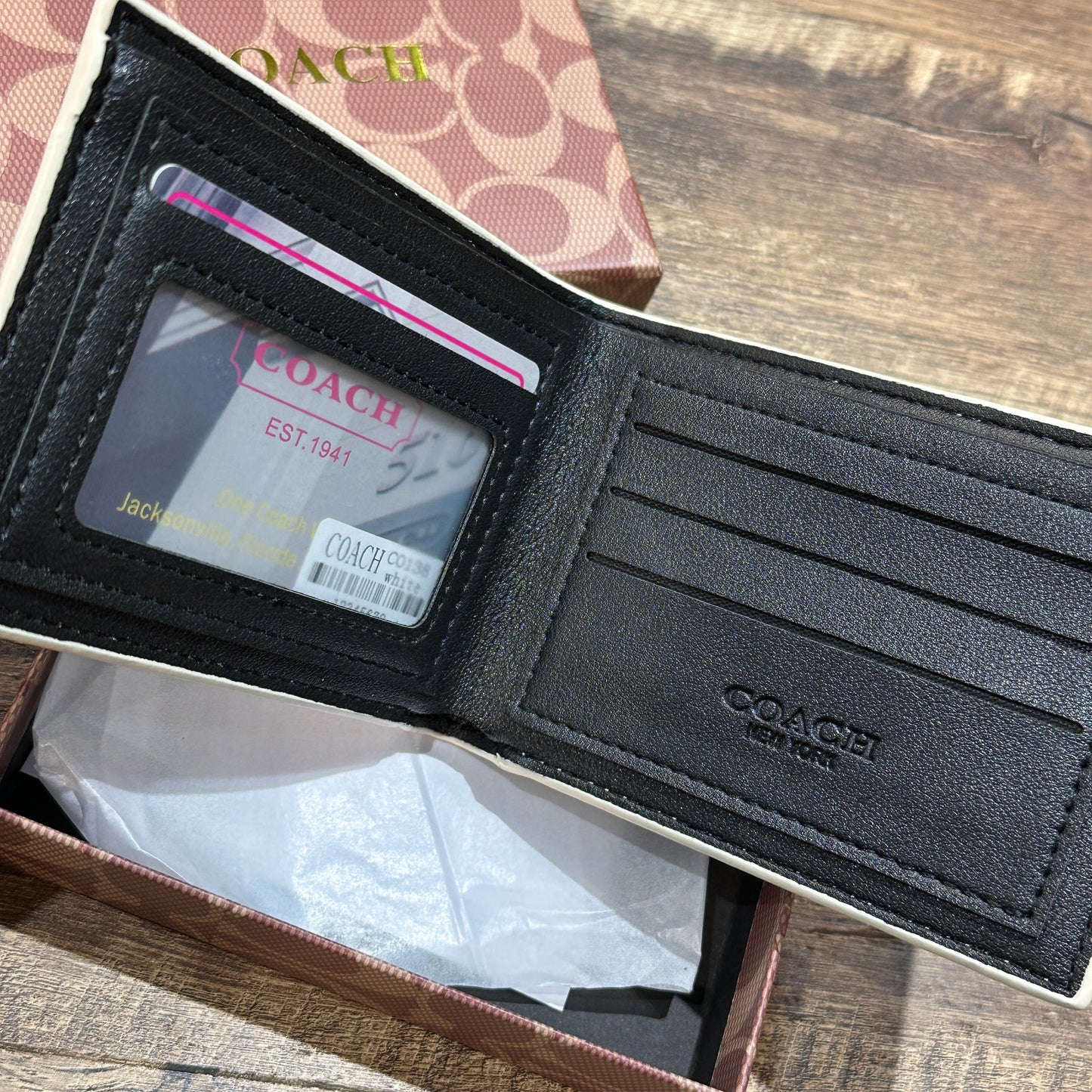 AOC Men’s Imported Leather Wallet 987095